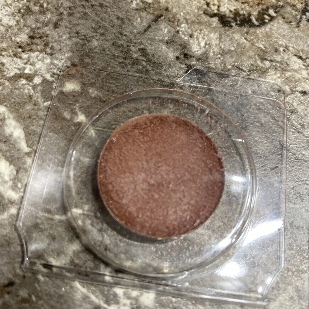 Brand New Arbonne Its All In The Eyes‎ Eye Shadow Canyon Eyeshadow